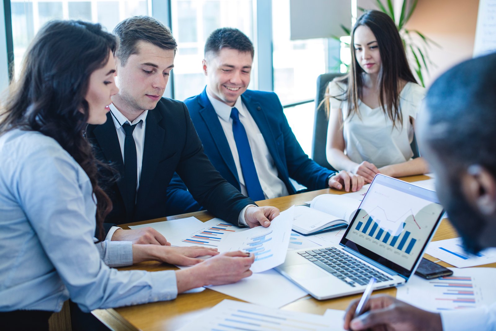 Launch Your Business the Right Way: End-to-End Setup & Licensing Solutions